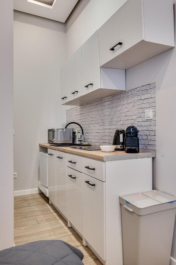 Central Platinum Apartments 27 雷布尼克 外观 照片